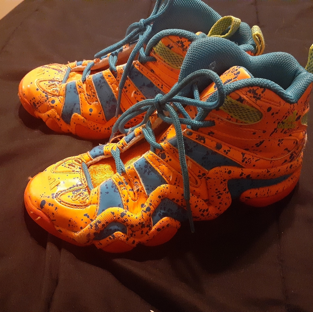 Size 4y boys Adidas